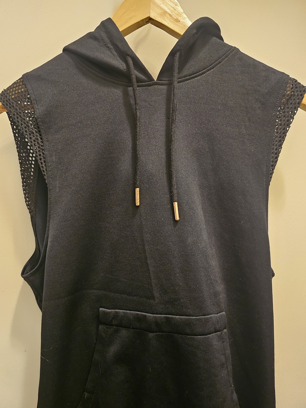 Puma Explosive Black Sleeveless Hoodie Mesh Accent Gym Vest Size Xs Women's